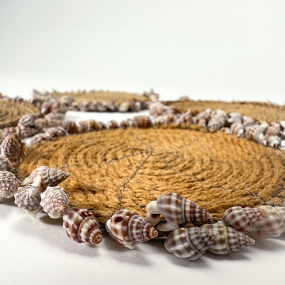 π Set of 4 Handmade Jute Cerith Seashell Coasters Coastal Boho Style 5" πΎππ§Ί - Picture 4 of 6